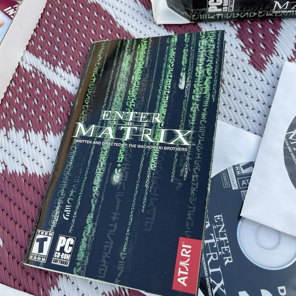 Enter the Matrix DVD Rom Edition PC Games Complete Game Box Manual Atari